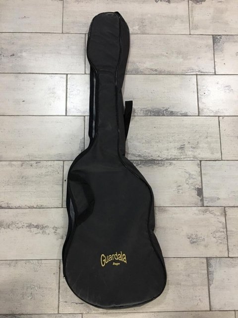 Funda Para Bajo Con Bandolera Acolchada Guardala BREYER