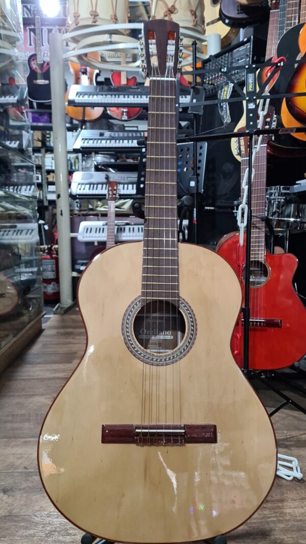 Guitarra Criolla Clasica Estudio Superior LUTHIER CASA ORELLANO.
