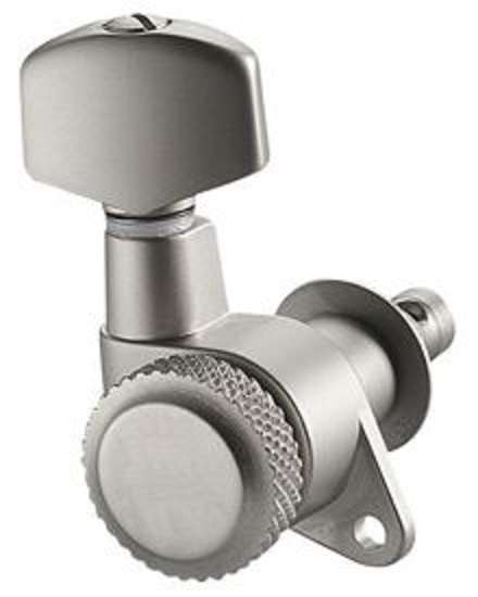 Clavijas Cromadas MH21CR3 3+3 Con Traba Redtone MAGIC MUSIC