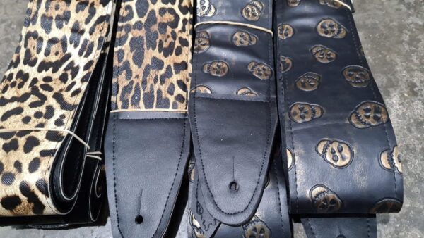 Correa De Bajo 90700 Ancho  6,5mm Simil Cuero Estampada PARQUER