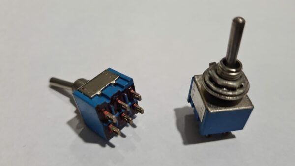 Llave Mini Palanca 0310 MICRO-E 2 Posiciones Doble Inversora RADIO NORTE