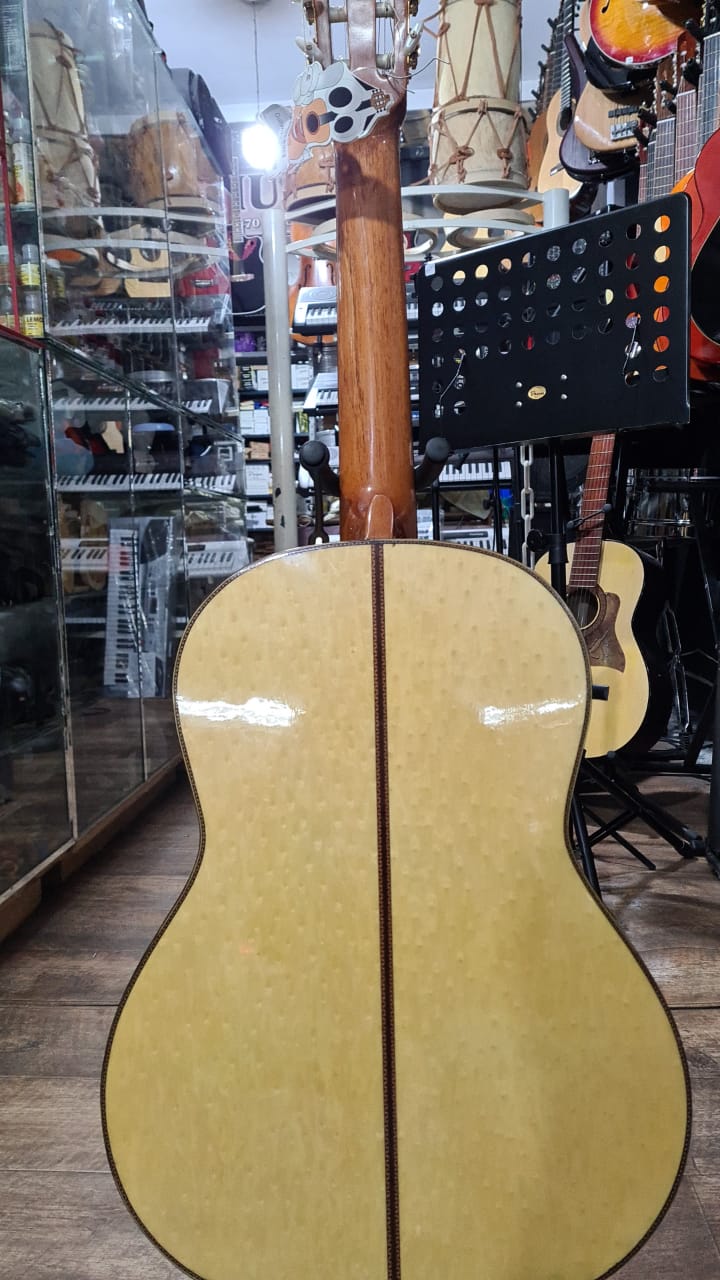 Guitarra T150 Clasica Criolla Concierto C/Microfono ANTIGUA CASA NUÑEZ. - Imagen 3