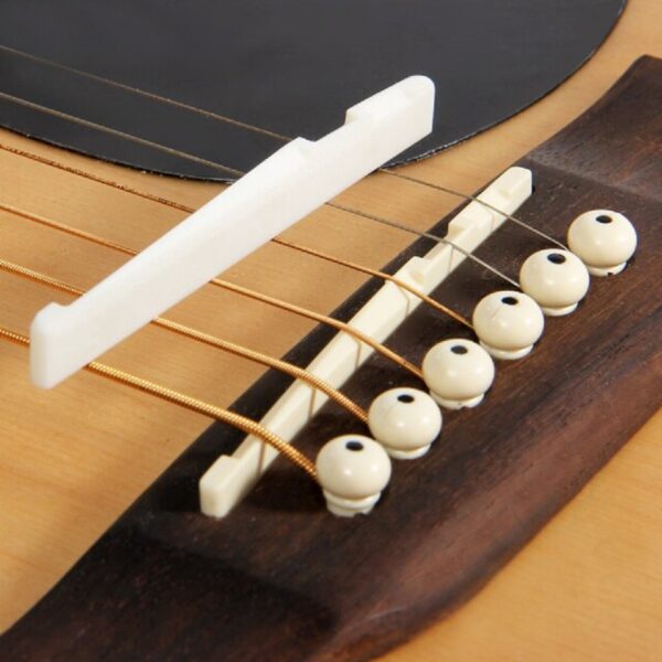 Pin Sujeta Cuerdas Blanco Para Puente De Guitarra Acústica X Unidad LA FUSA