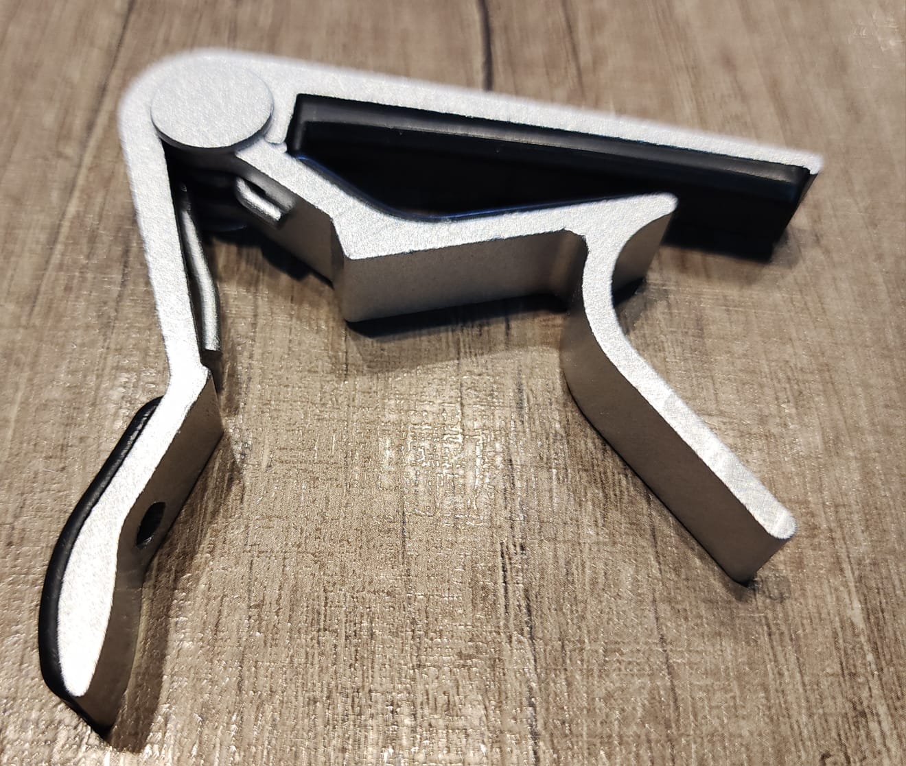 Capo Transporte RTC21-EL Plateado Para Guitarra Electrica O Acustica Redtone MAGIC MUSIC