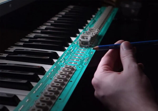 Service y Reparación de Instrumentos de Teclas-Lutheria