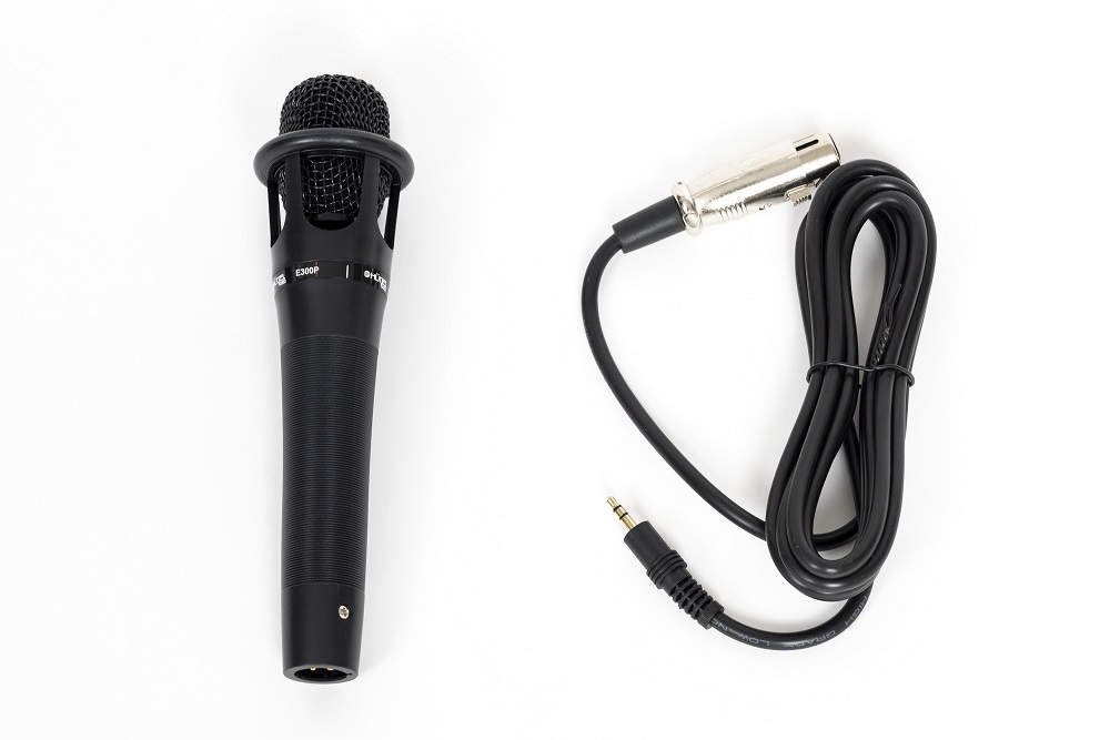 Microfono E300P Voz Dinamico XLR Conector 3,5mm Hugel PARQUER