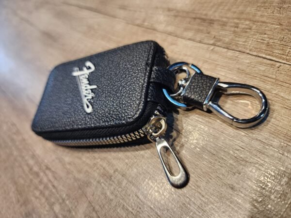 Porta Llaves Y Puas De Eco Cuero Negro Fender CAMBO