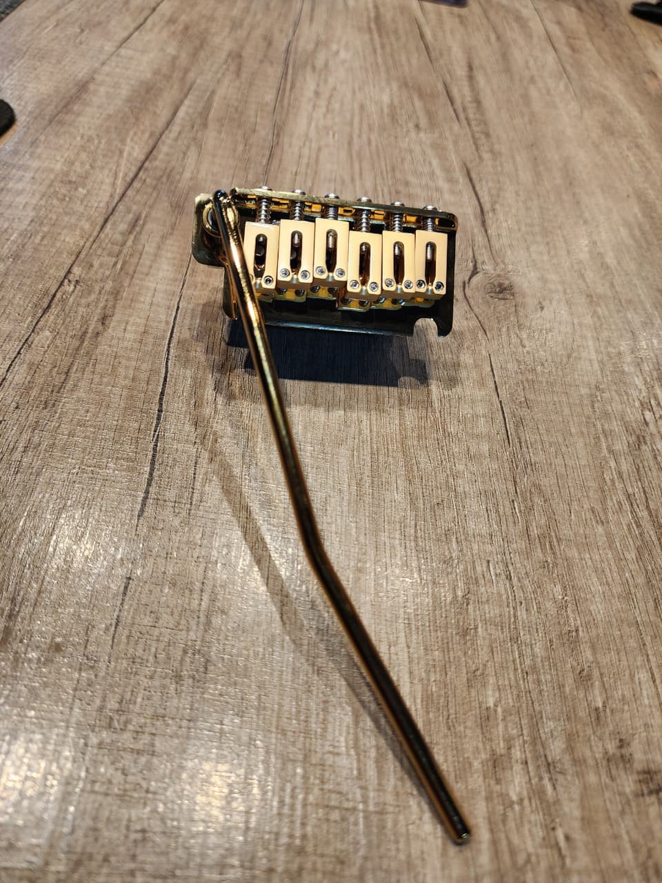 Puente BG1009 De Trémolo De Doble Bloqueo Con Espaciado De 10,5 Dorado CAMBO - Imagen 2